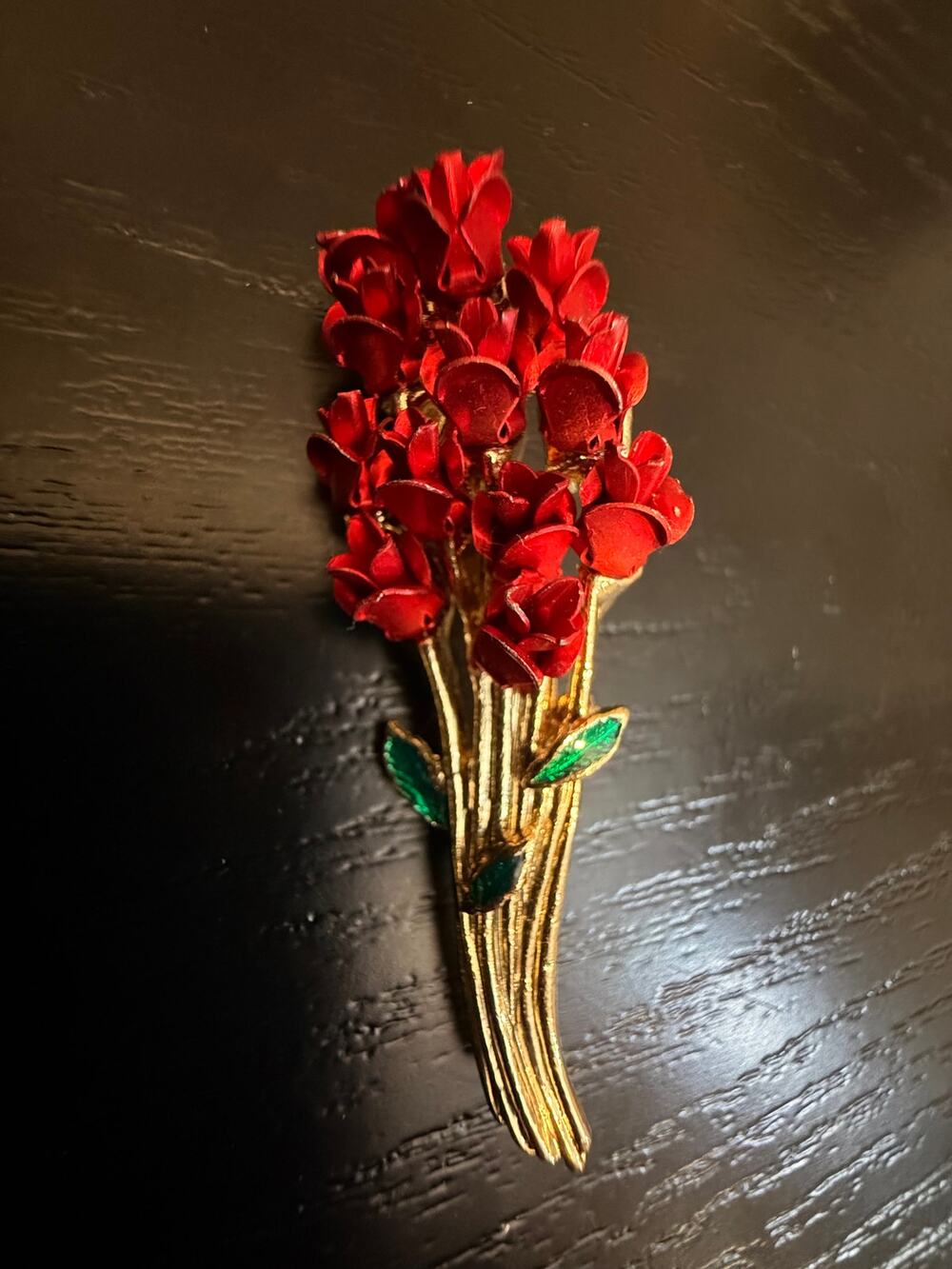 Vintage DM97 Red Floral Bouquet Brooch Gold Tone Enamel Flowers